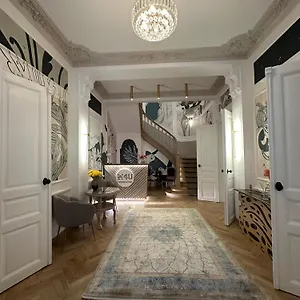 Maison d'hôtes House4you - Praporgescu