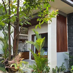 https://2br-hidden-ubud-house.hotelubudbali.com